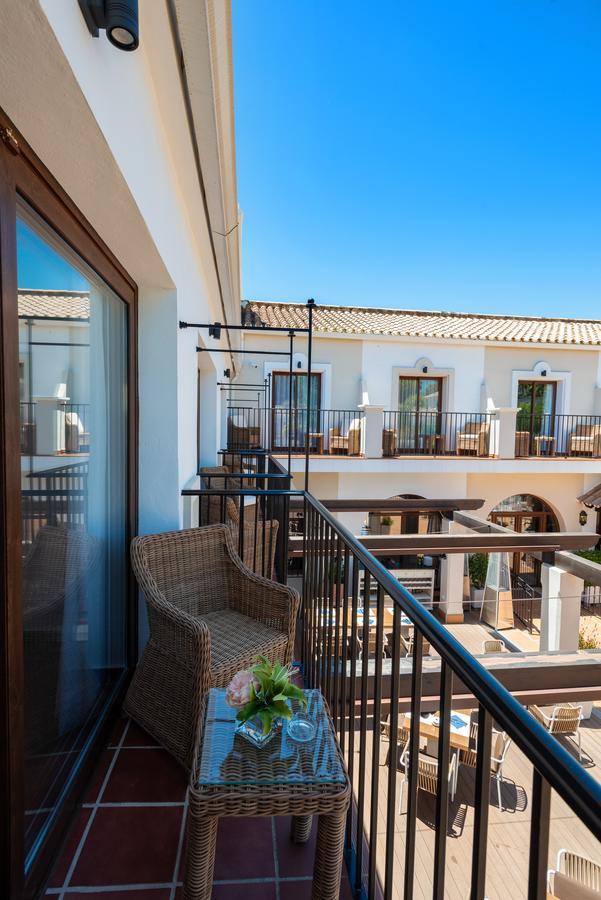 Paloma Blanca Boutique (adults Only)