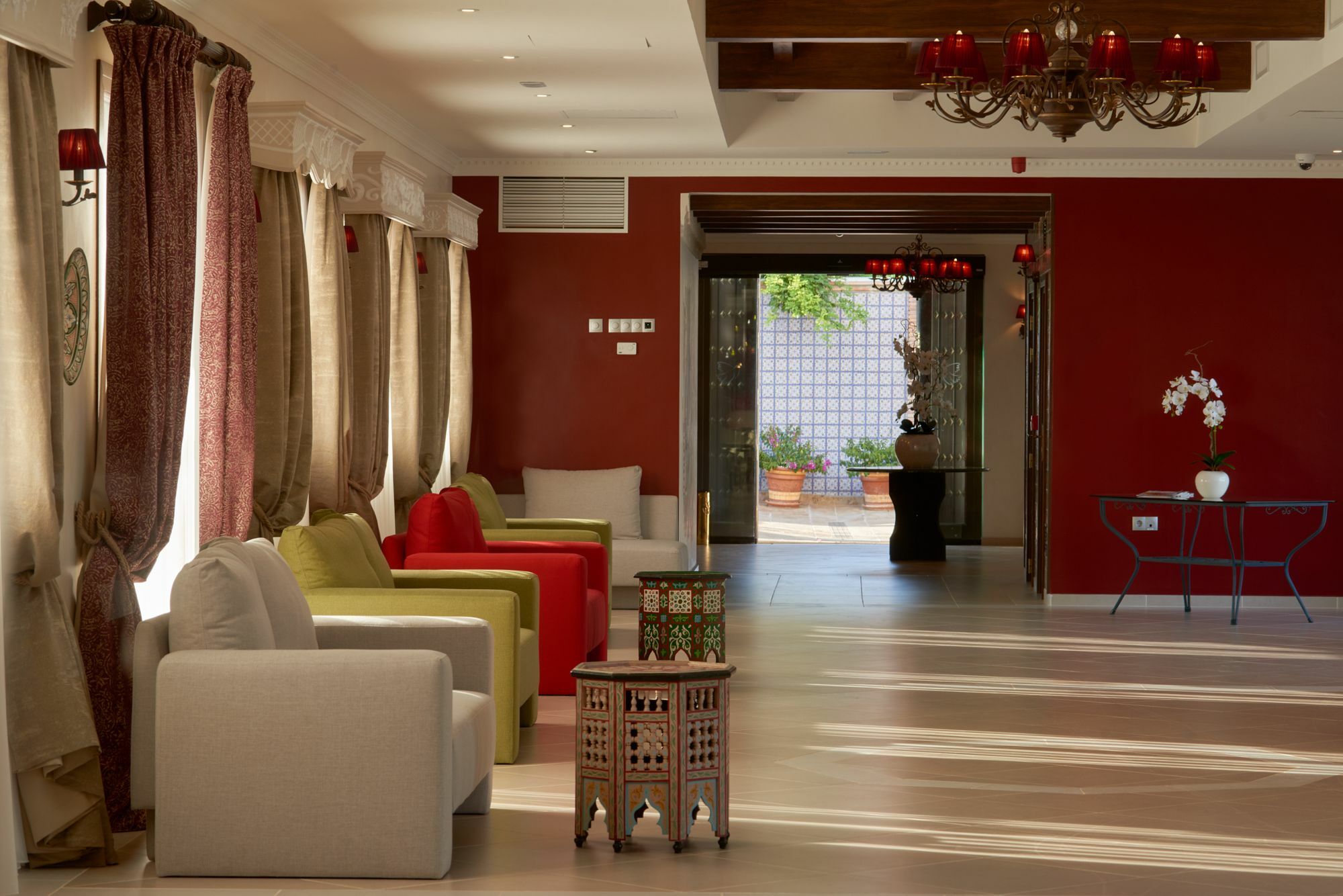 Paloma Blanca Boutique (adults Only)